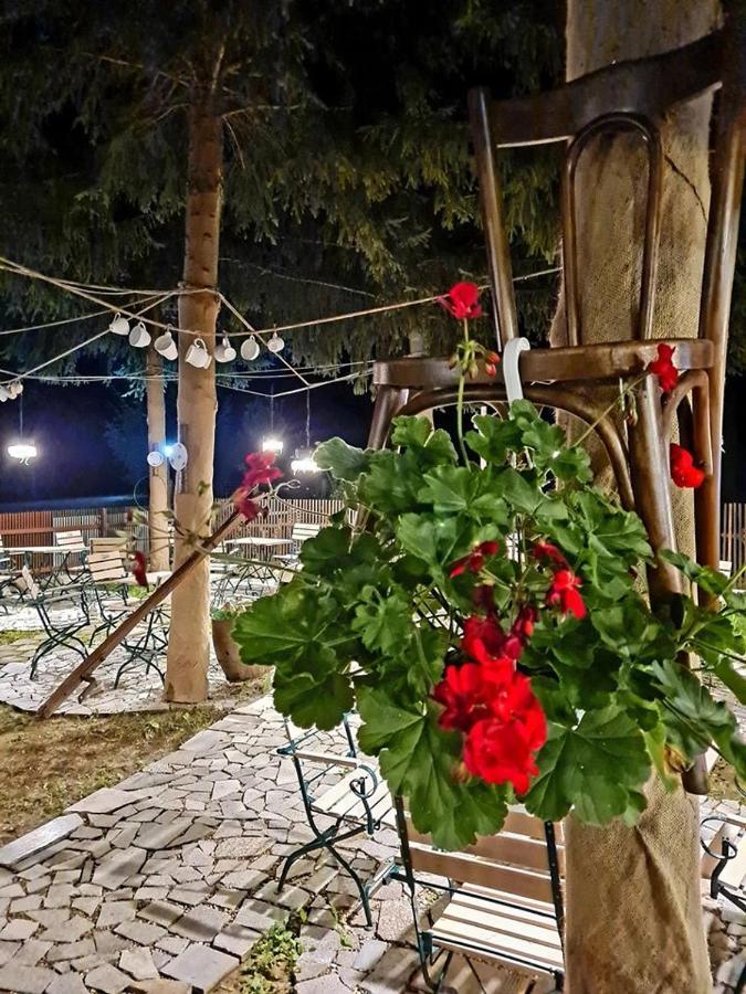 La Padure Hotell Brebu Eksteriør bilde