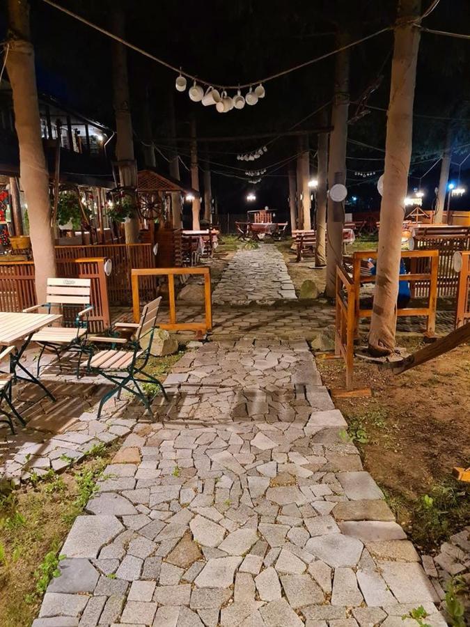 La Padure Hotell Brebu Eksteriør bilde
