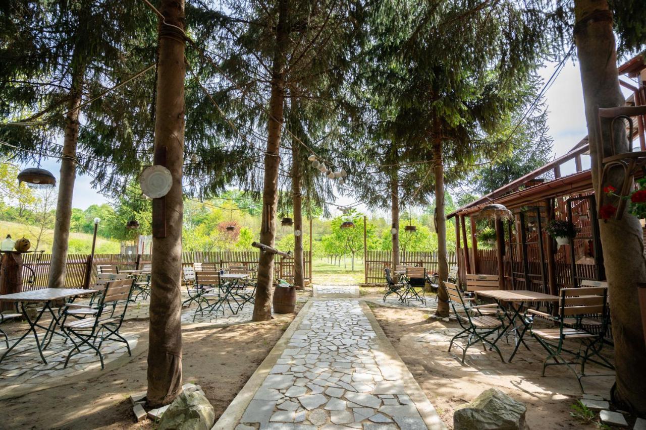 La Padure Hotell Brebu Eksteriør bilde